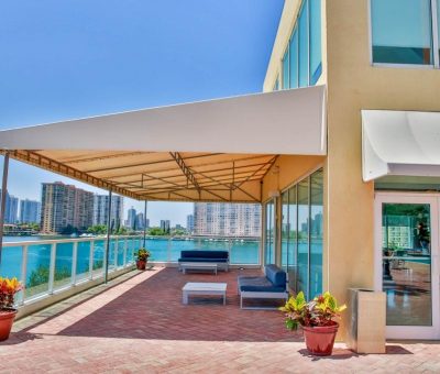 La CASSA by Globe Quarters -Miami Vacation Apartments at its best